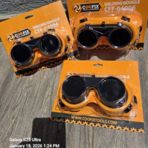 Coofix brand welding goggles, model CFF-04006.