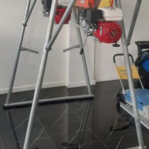 IORI ITALY Petrol Concrete Hoist -1 TONNE