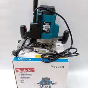 Makita  12.7mm (1/2") Plunge Router